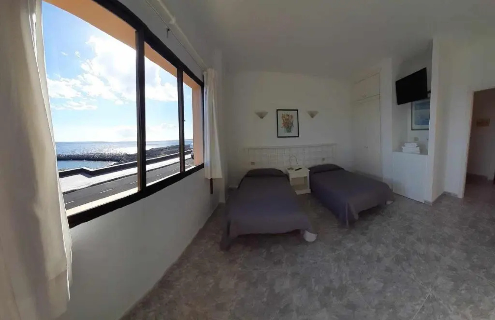 VV 119 en primera línea de mar