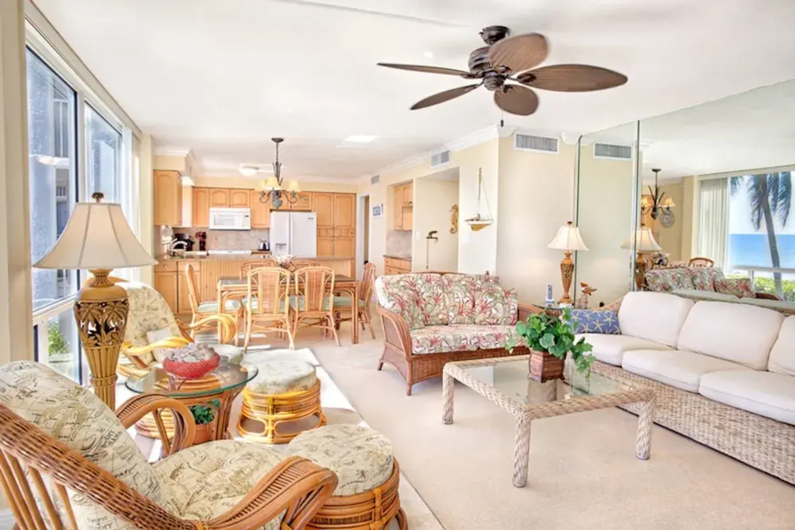 Island Beach Club 230D