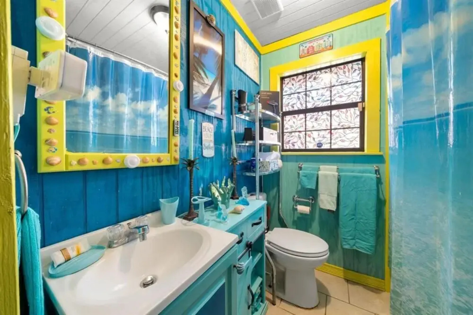 Blue Bonnet's Cabin Nestled in Nature