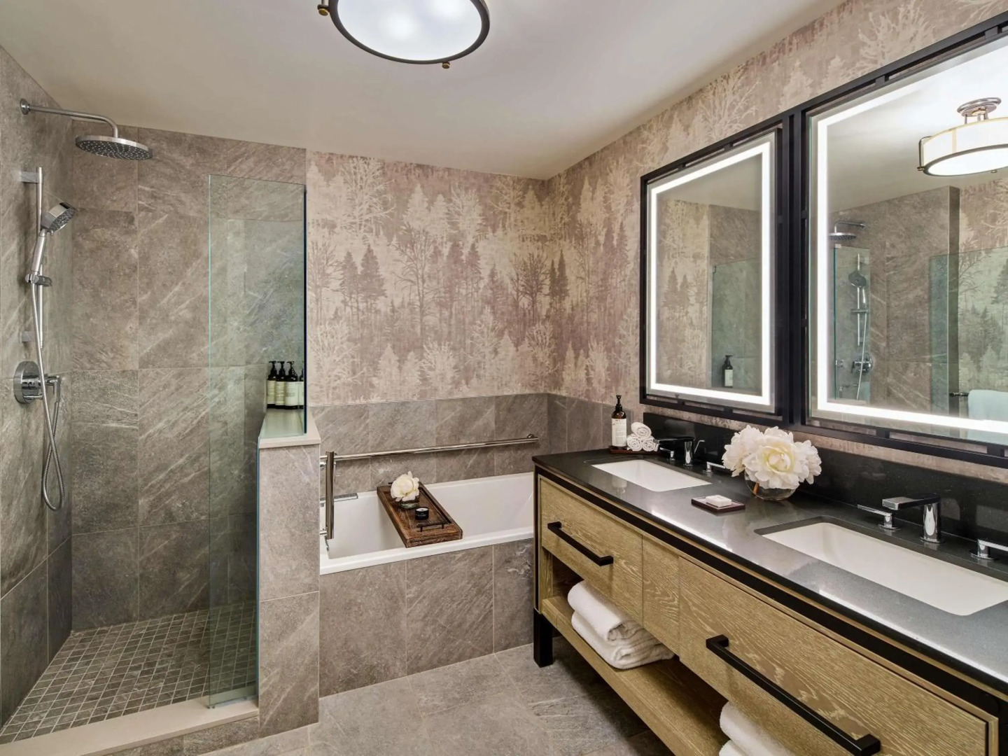 Fairmont Jasper Park Lodge