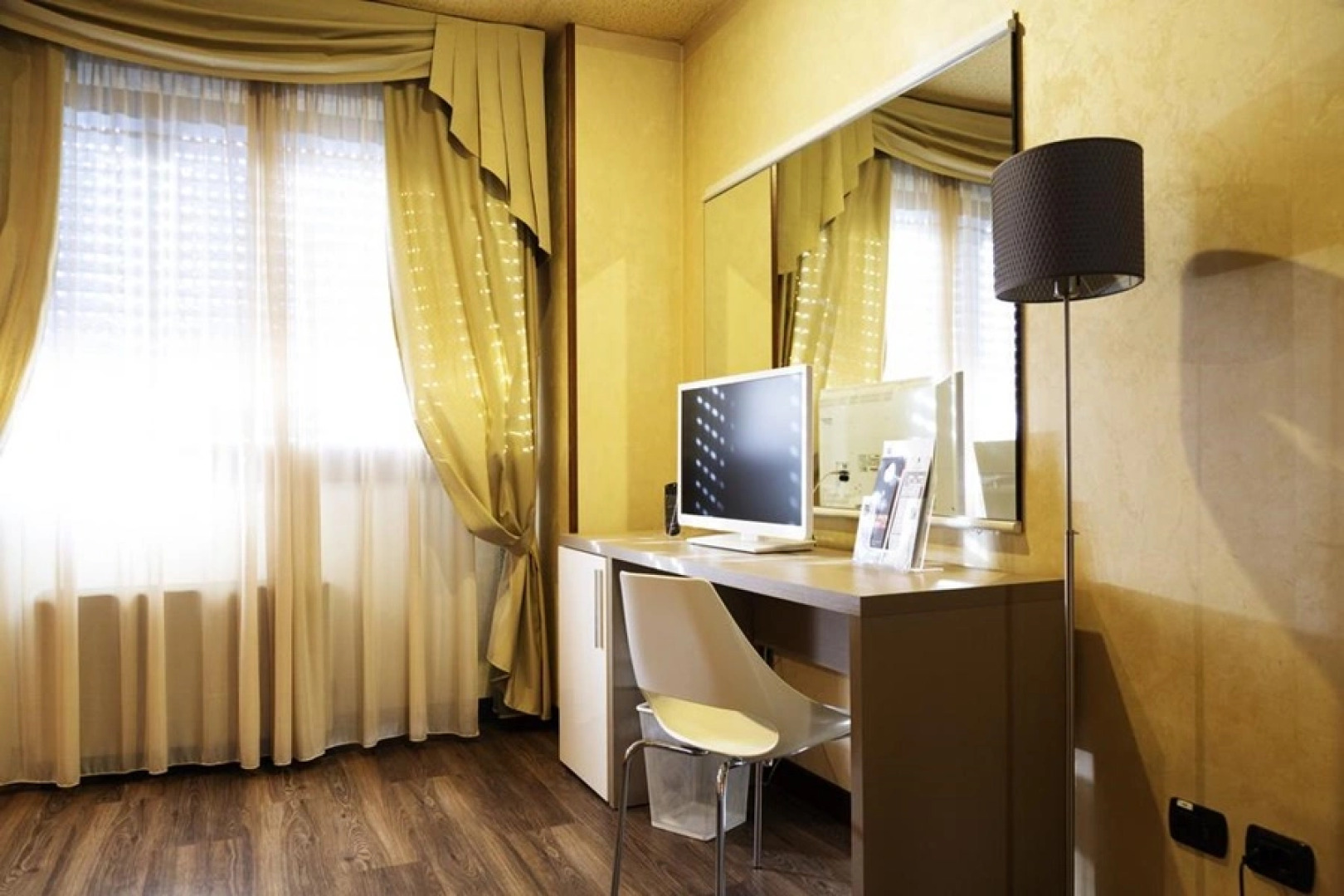 JR Hotels Bologna Amadeus