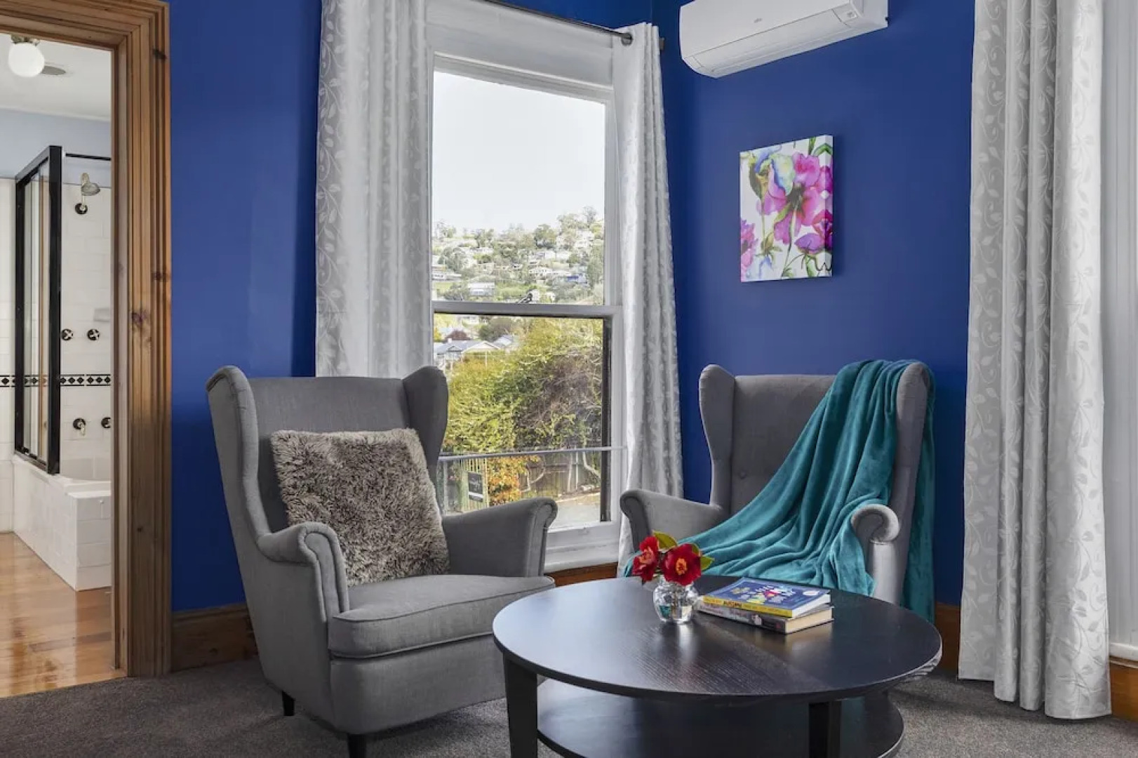 Отель The Dragonfly Inn