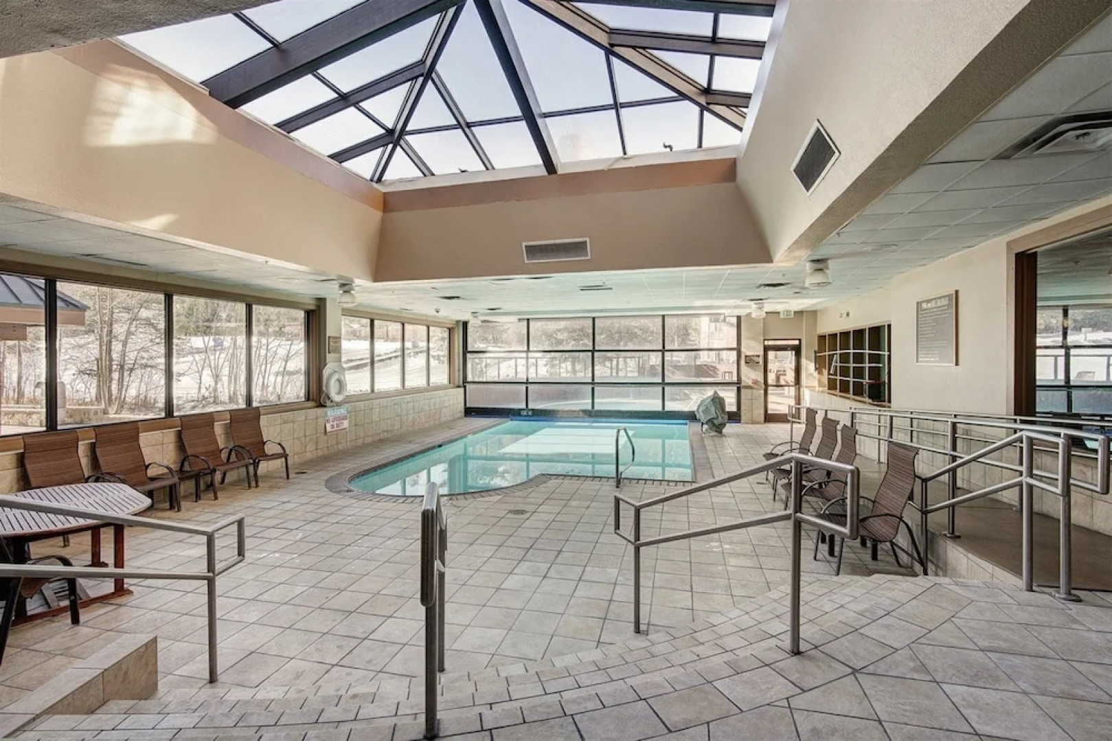 Chateaux Regalien by Ski Colorado