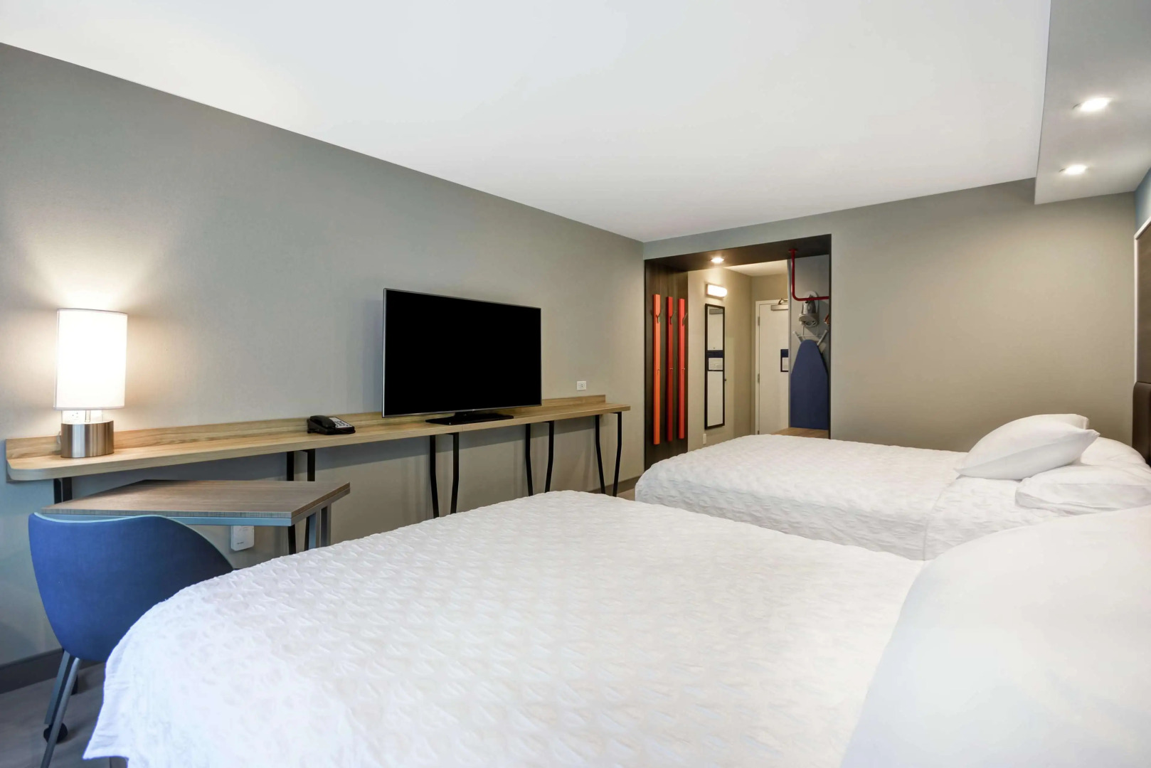 Tru by Hilton Chicopee Springfield