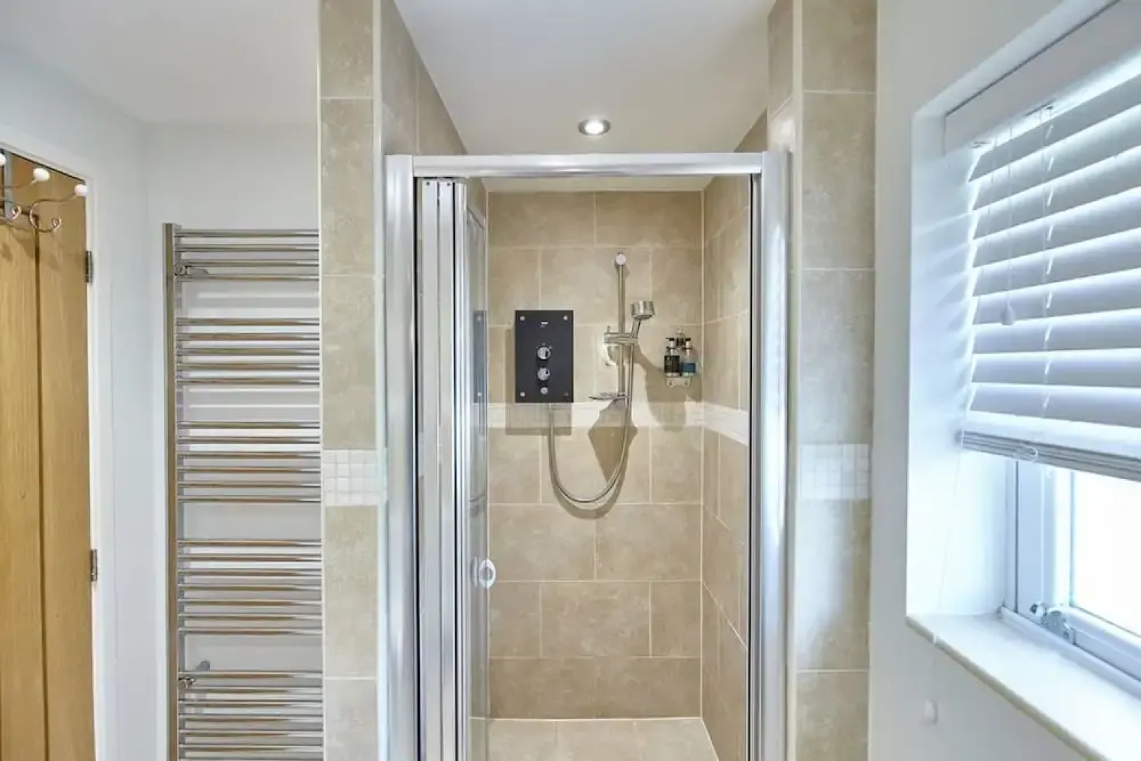 Host Stay Doray House