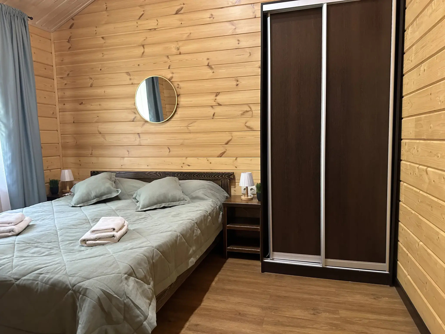 Фэмили Элли 114 апартамент