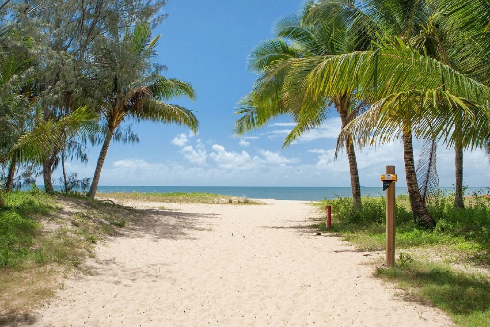 Beachfront Apartment with Ocean Views