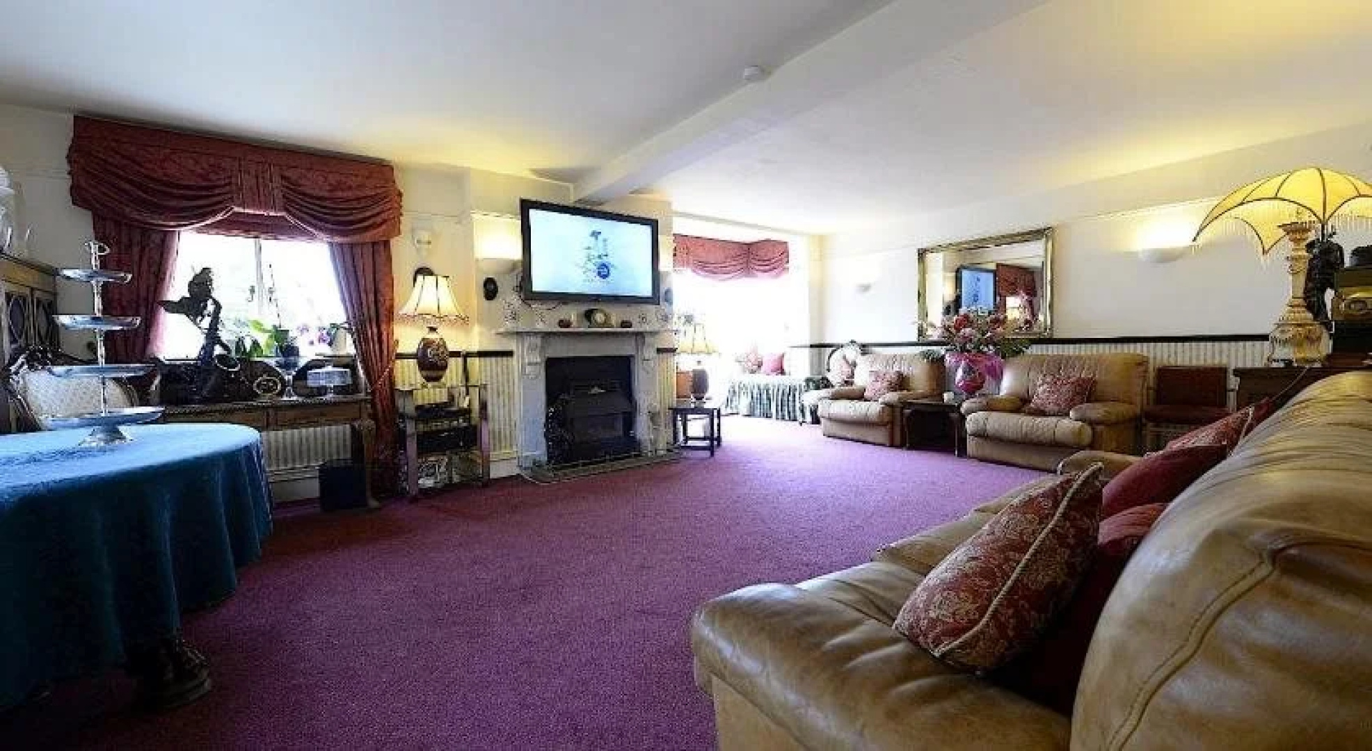 Meryan House Hotel