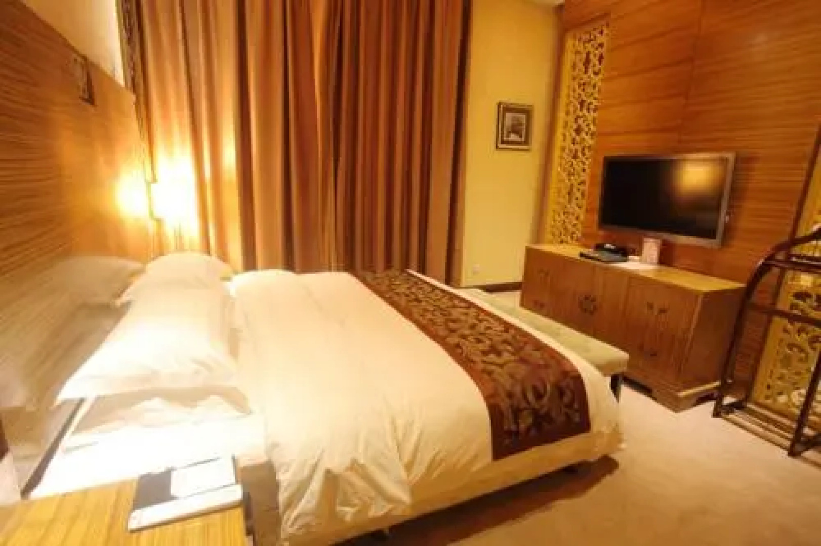 Nanyang Urban Grand Hotel