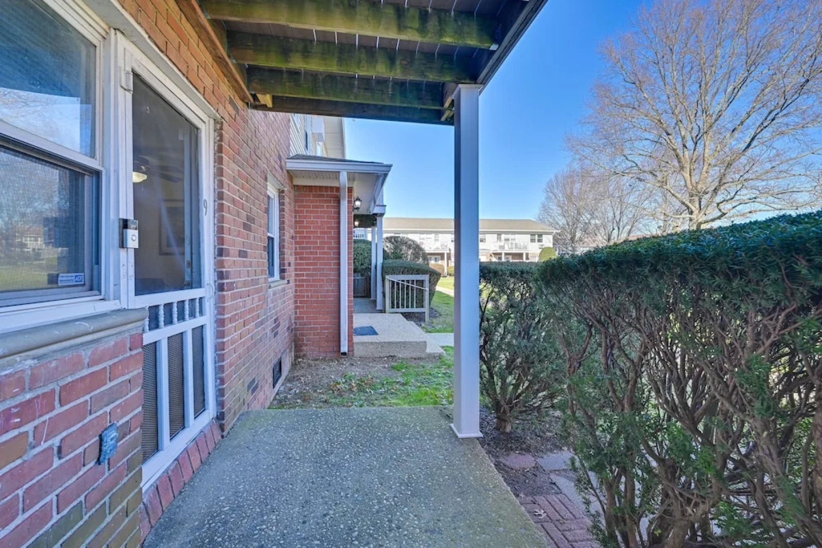 Cozy Bay Shore Condo Near Museums & Outdoor Rec!