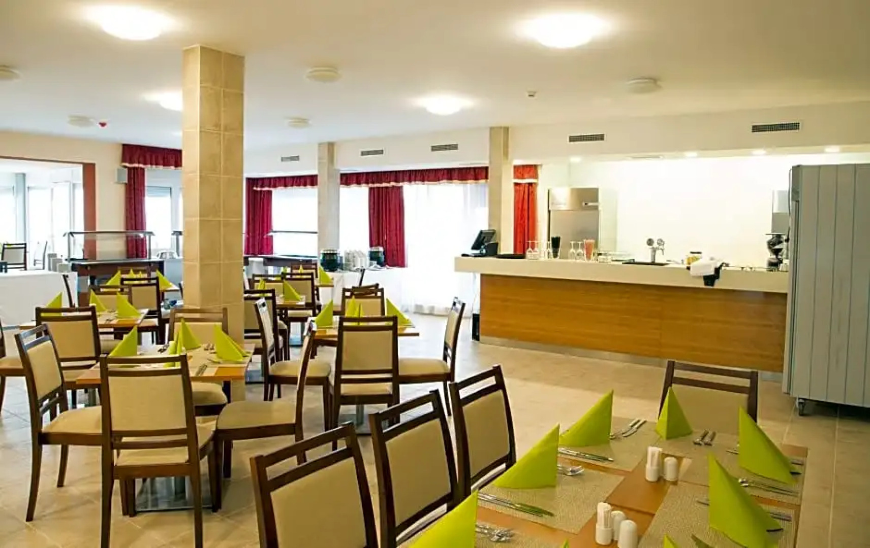 Luxury Spa And Conference Hotel