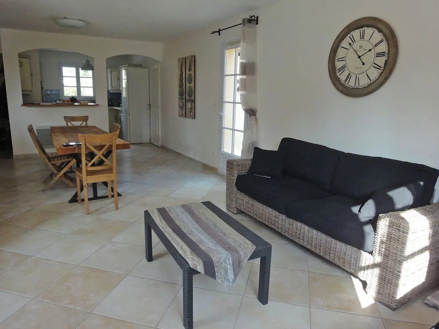 Country-style Villa With Private Pool, Walking Distance From Flayosc