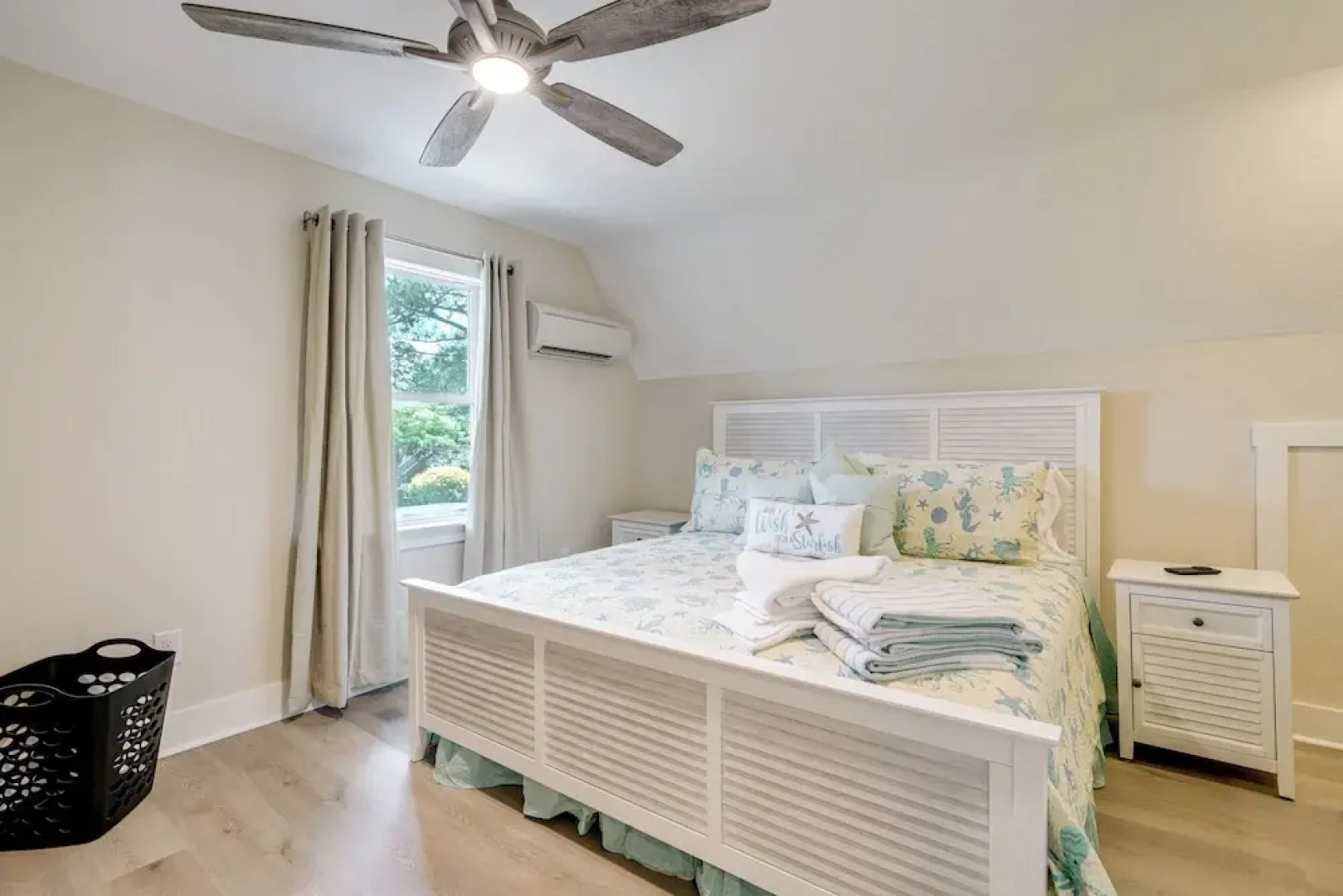 Private Dock & Beach Access: Outer Banks Area Home