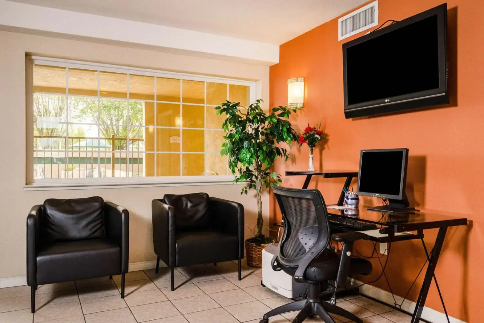 Holiday Inn Express Lathrop (stockton Area)