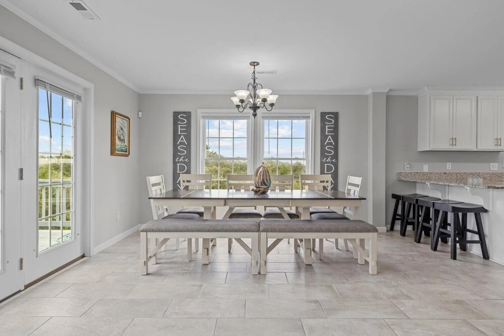 Seas The Moment 5 Bedroom Home by RedAwning