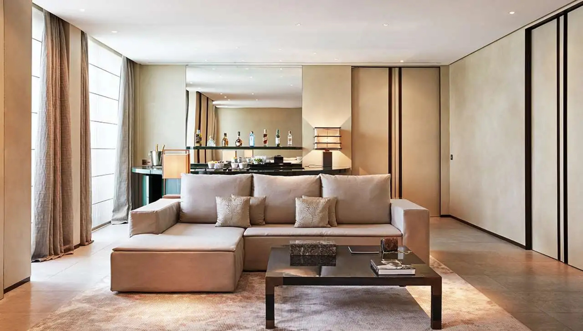 Отель Armani Hotel Milano