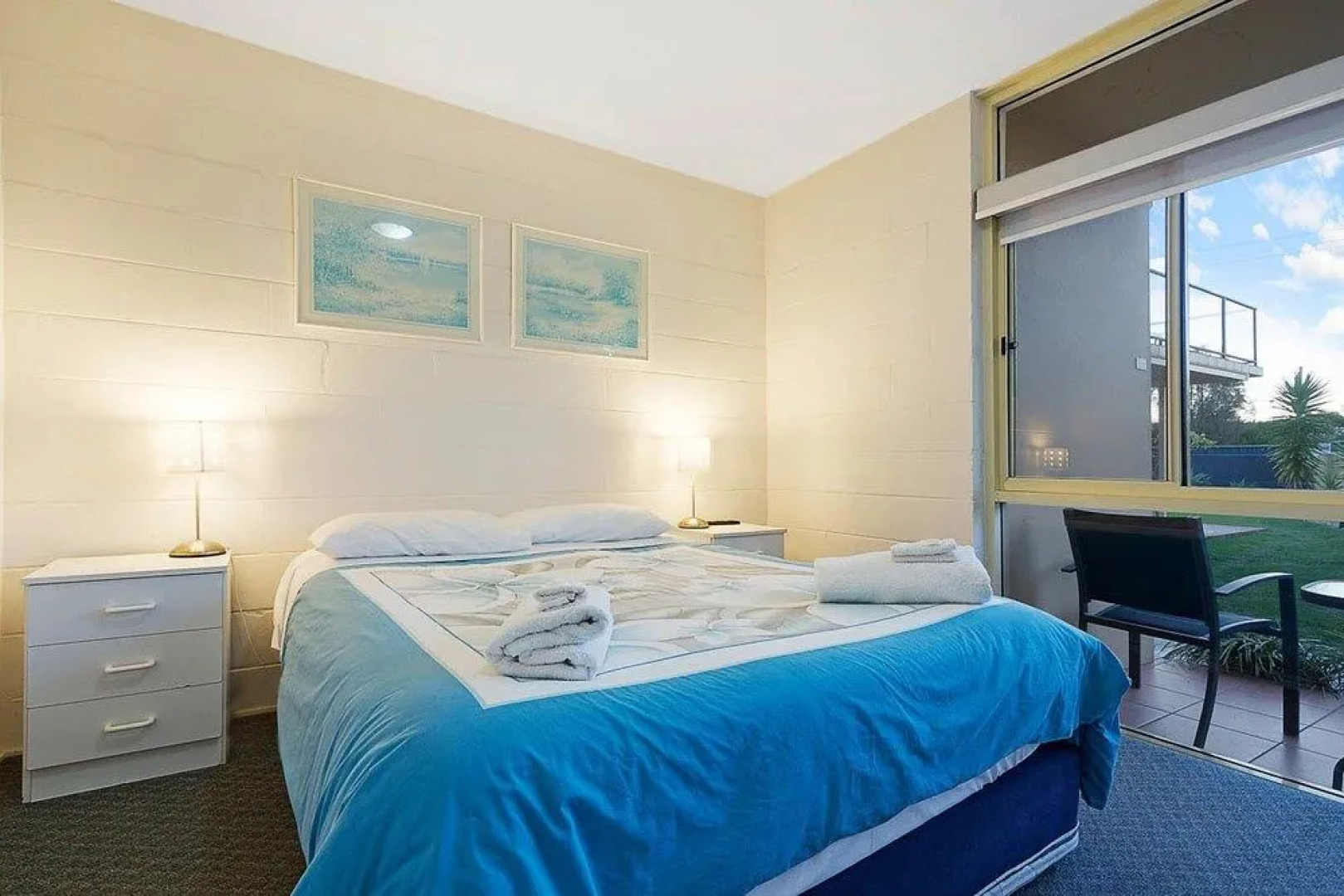 Grandeur Holiday Units