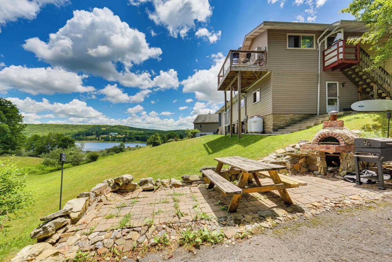 Walk to Alpine Lake: Terra Alta Cabin w/ Deck