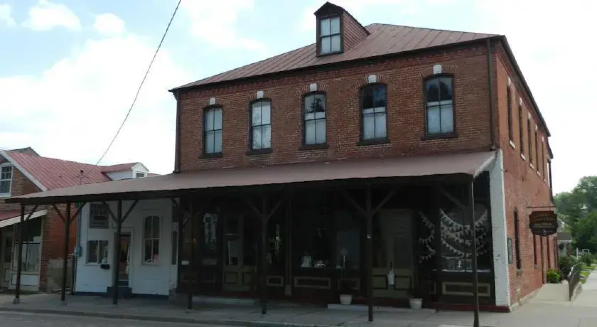 Schiller Guest Suites