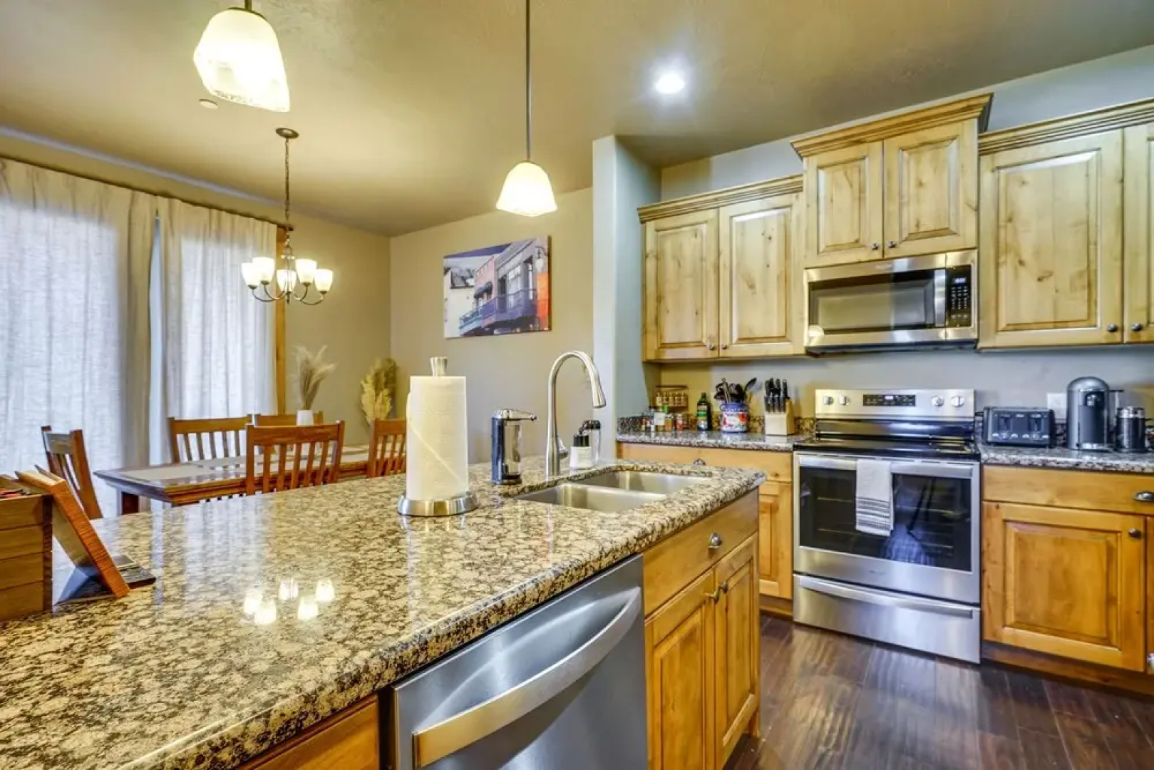 Townhome w/ Outdoor Pool Access: 6 Mi to Park City