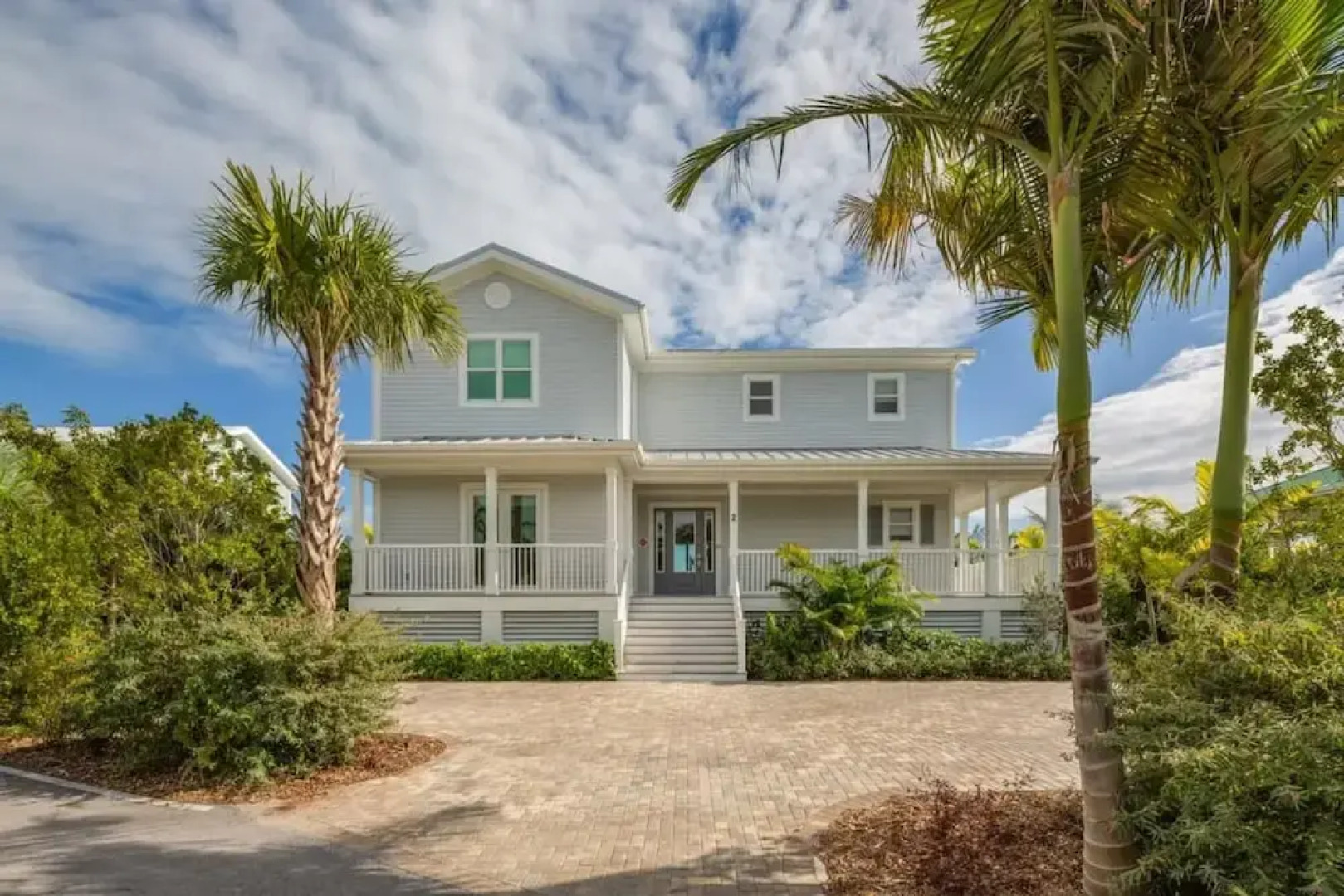 Evershore House Pool Parking Dock