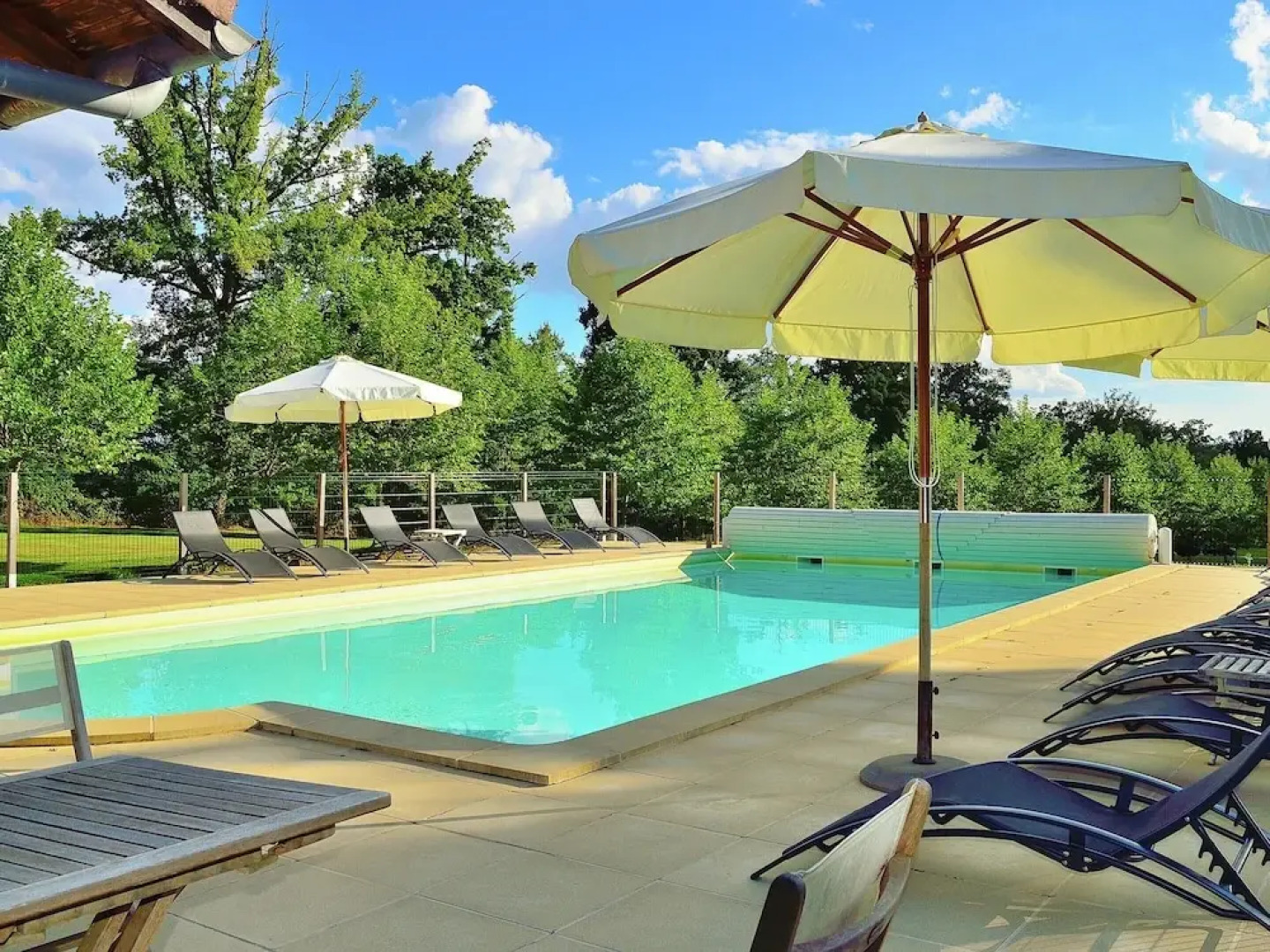 Luxury Villa With Heated Pool and Tennis Court