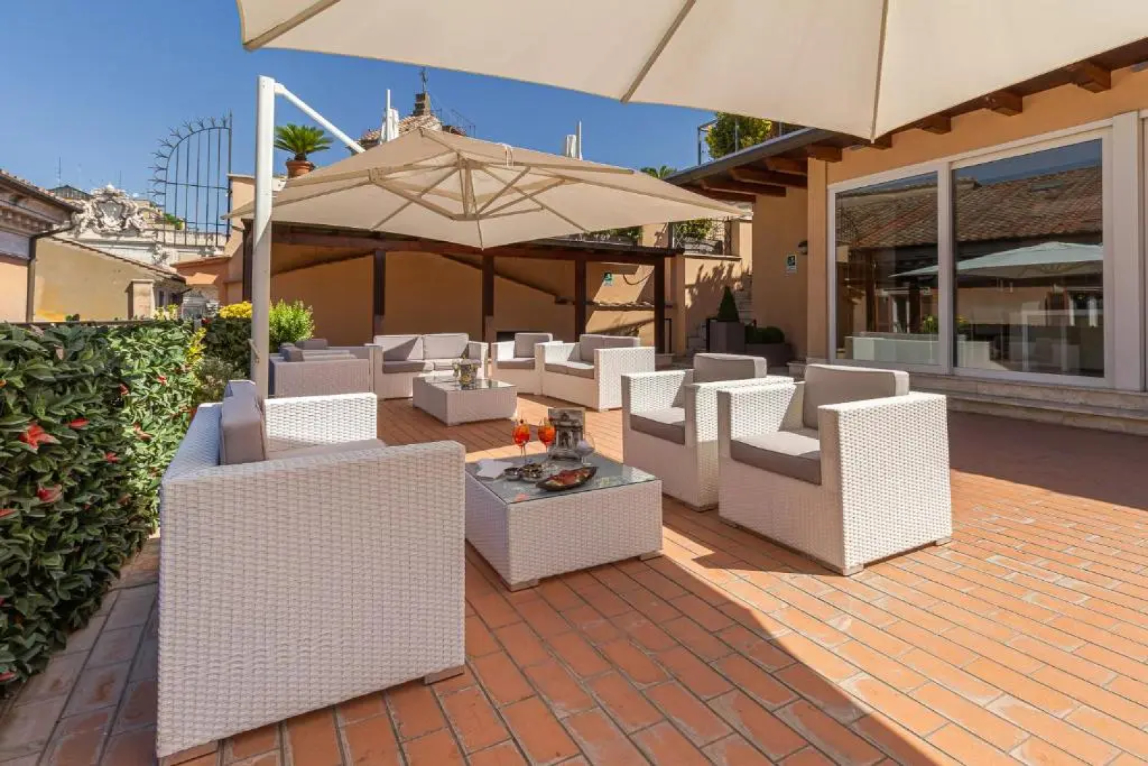 Отель Harry's Bar Trevi Hotel & Restaurant