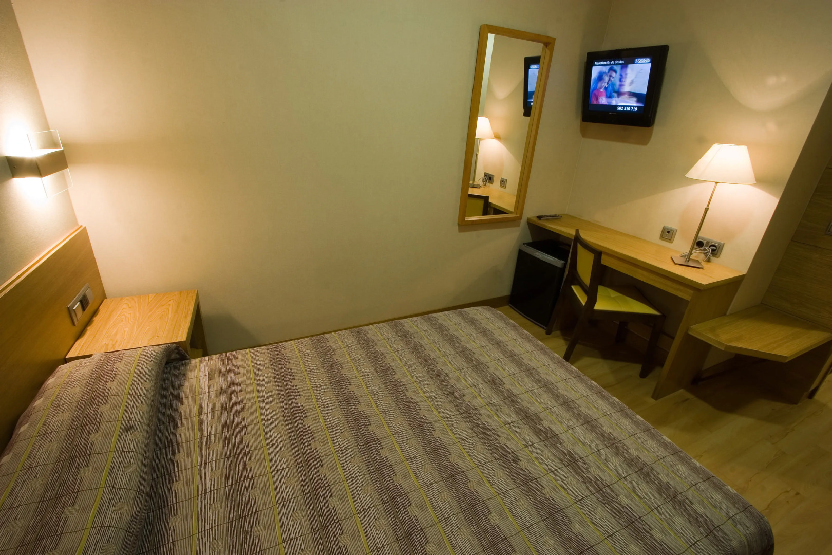 Хостел Windsor Puerta del Sol