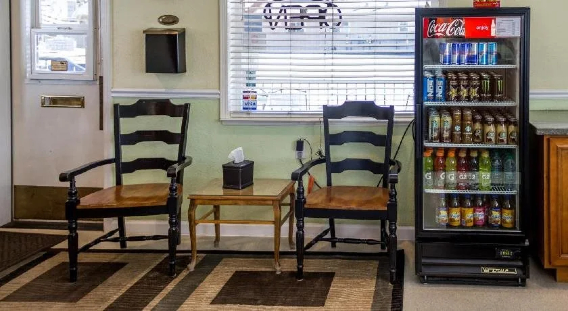 Green Gables Motel & Suites