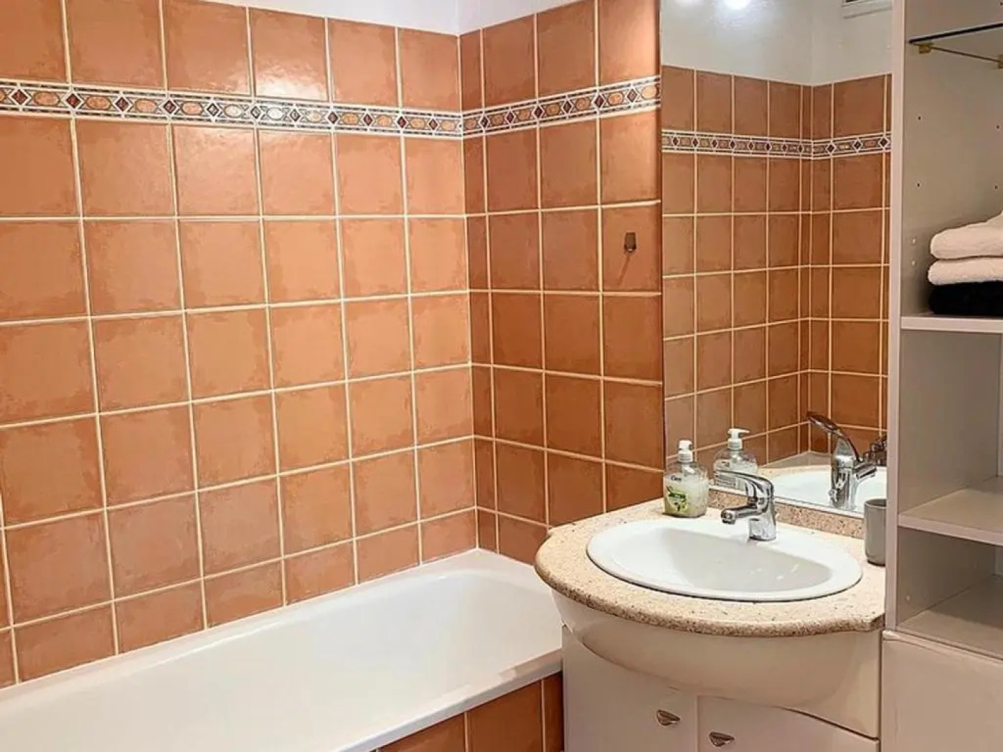 Appartement Mèze, 2 pièces, 4 personnes - FR-1-604-18