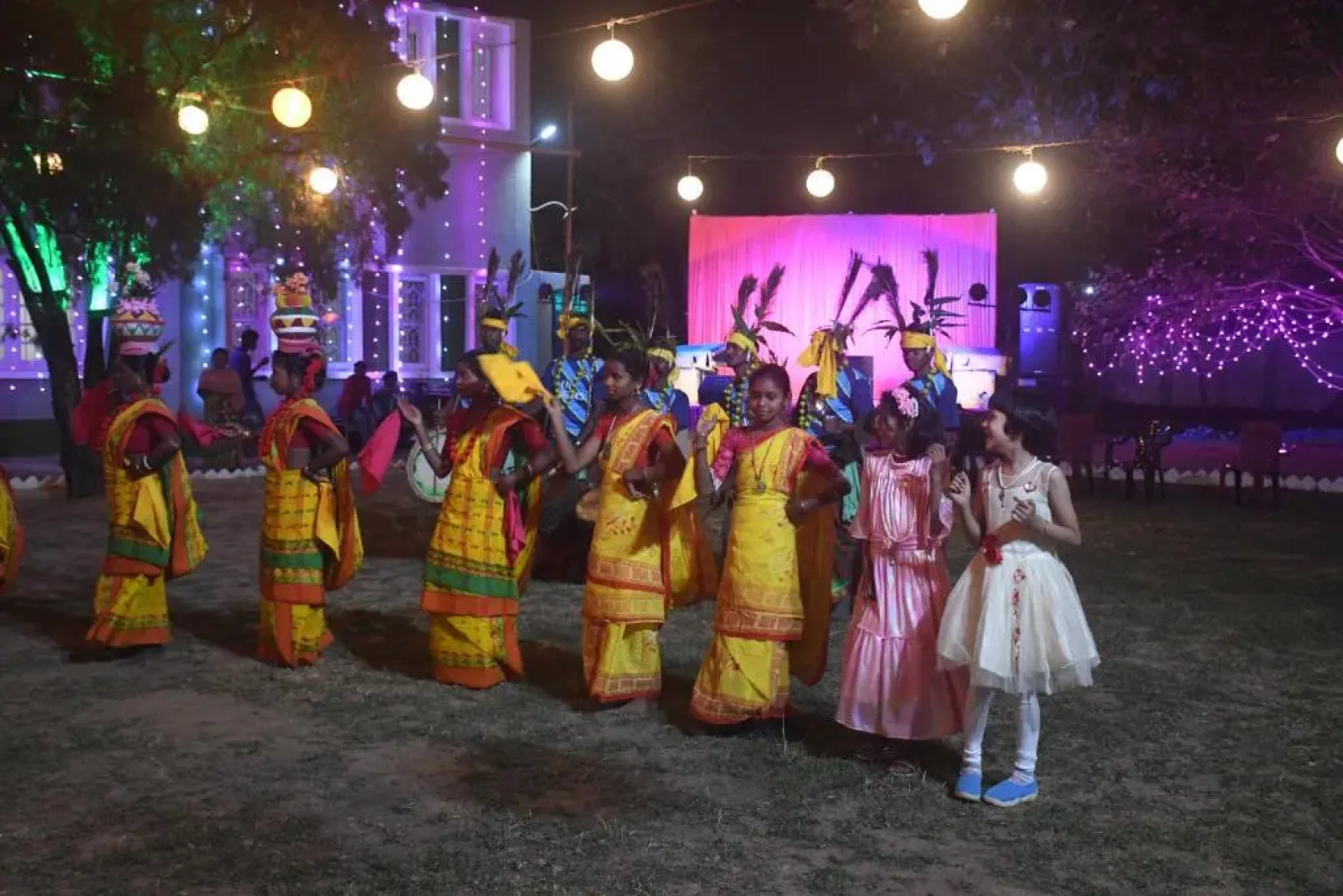 Jhargram Eshani Hotels and Guest House