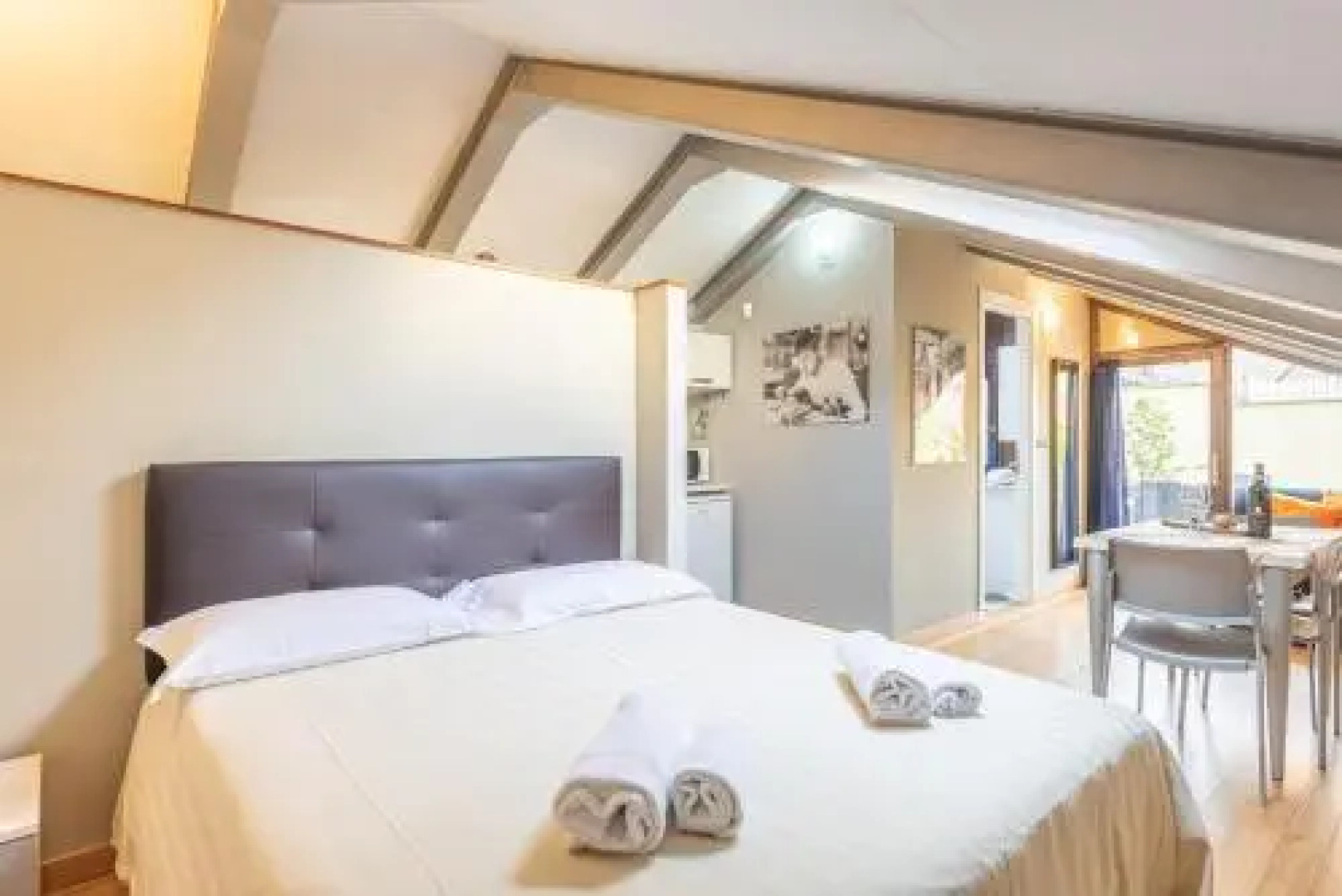 Il terrazzo e l'appartamento diVino