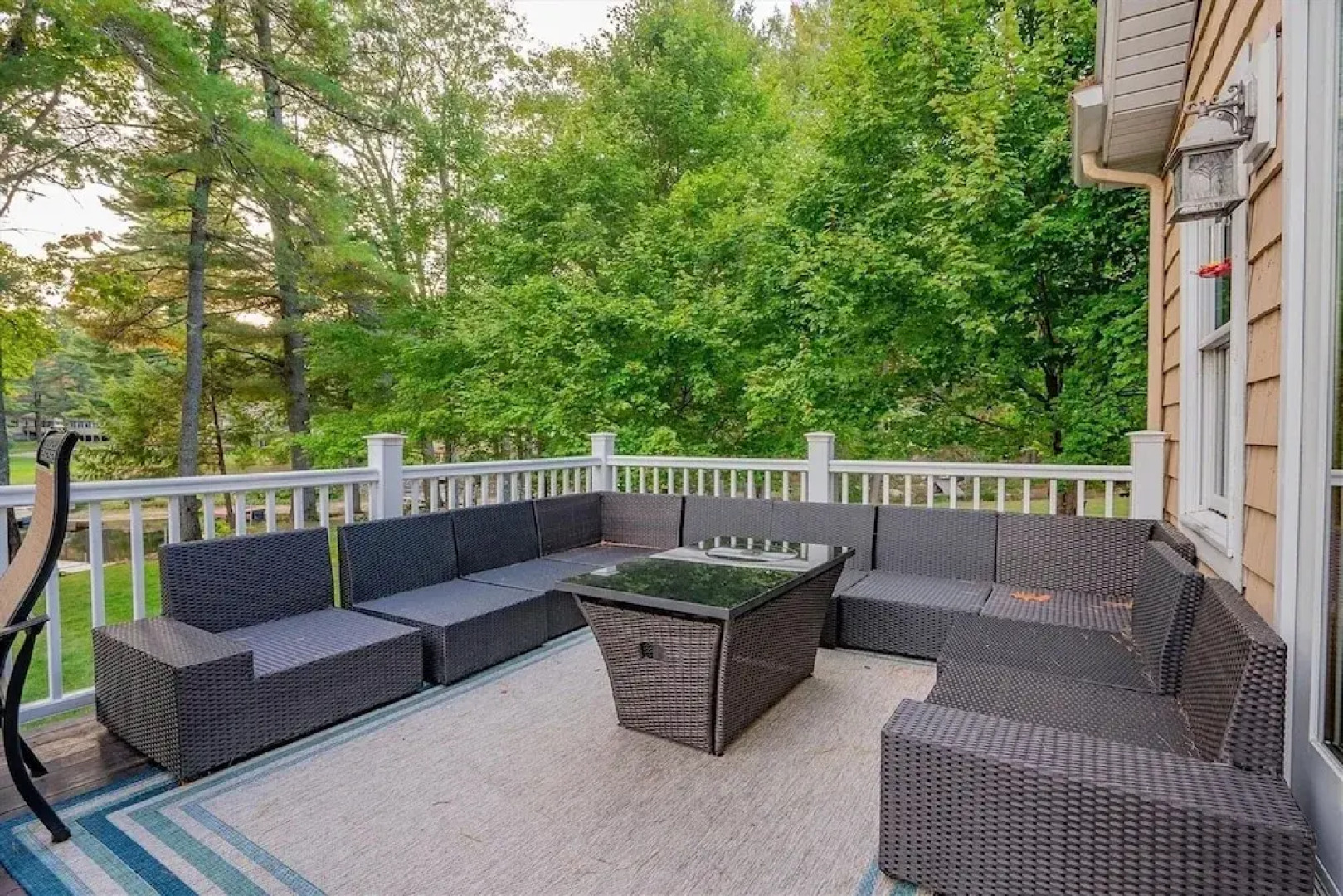 Sandy Cove - Limit 14 4 Bedroom Villa by RedAwning