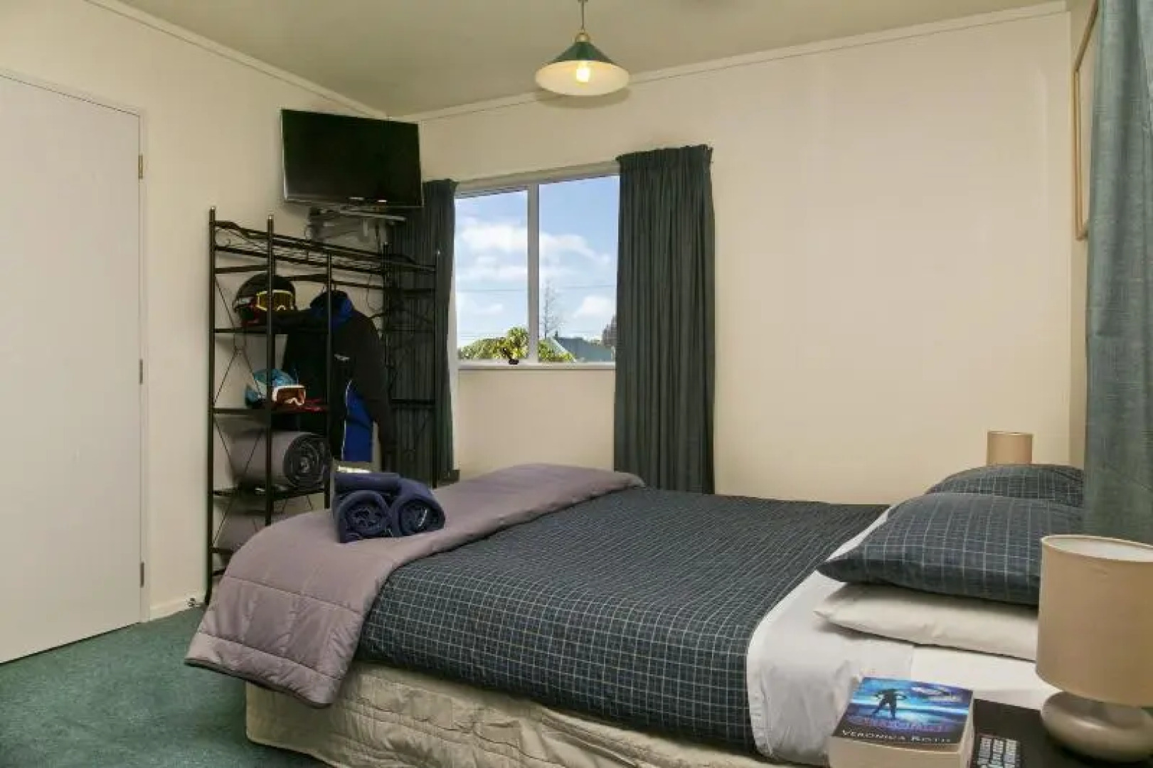 Howards Mountain Lodge