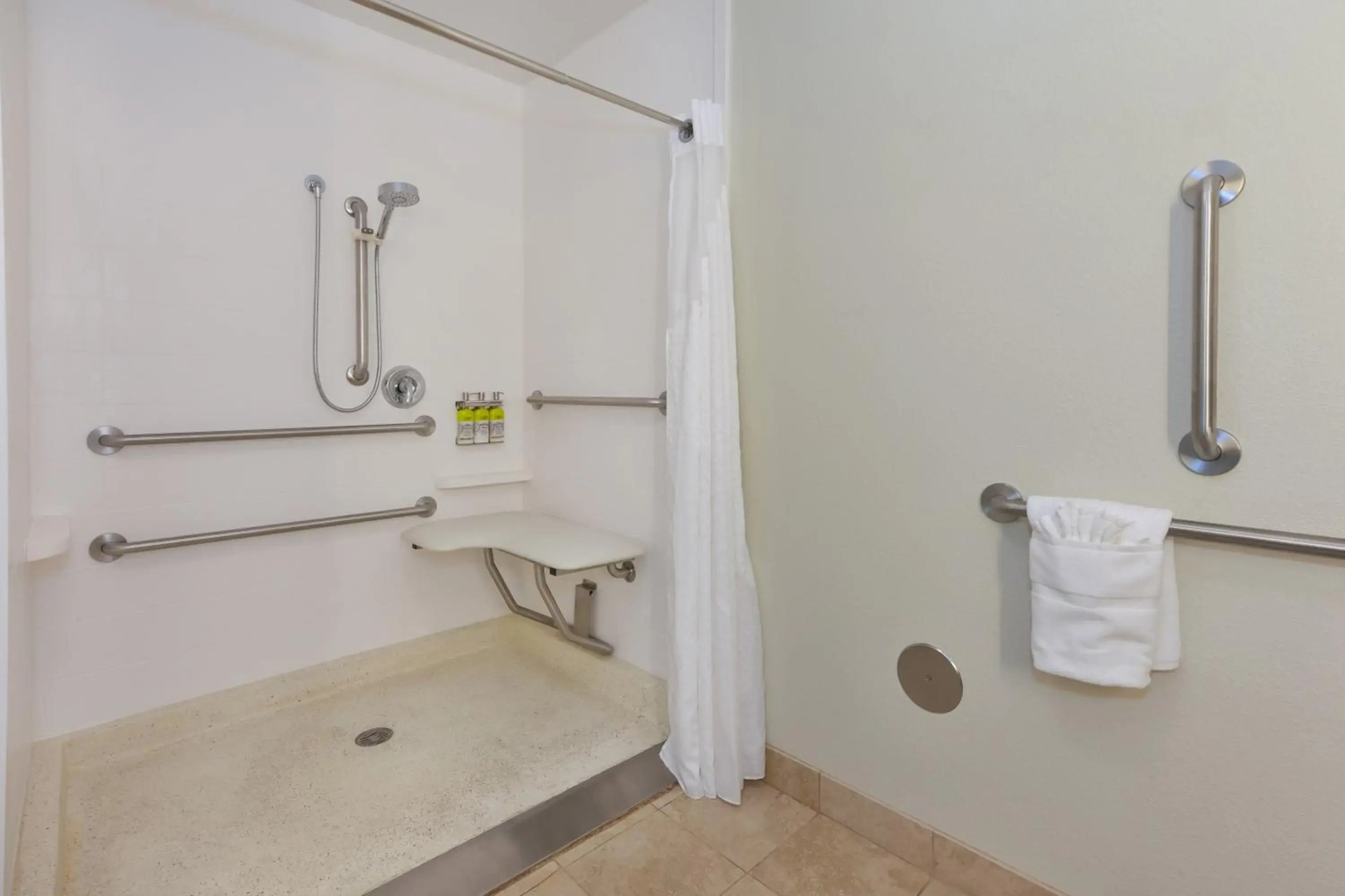 Holiday Inn Express & Suites Effingham by IHG