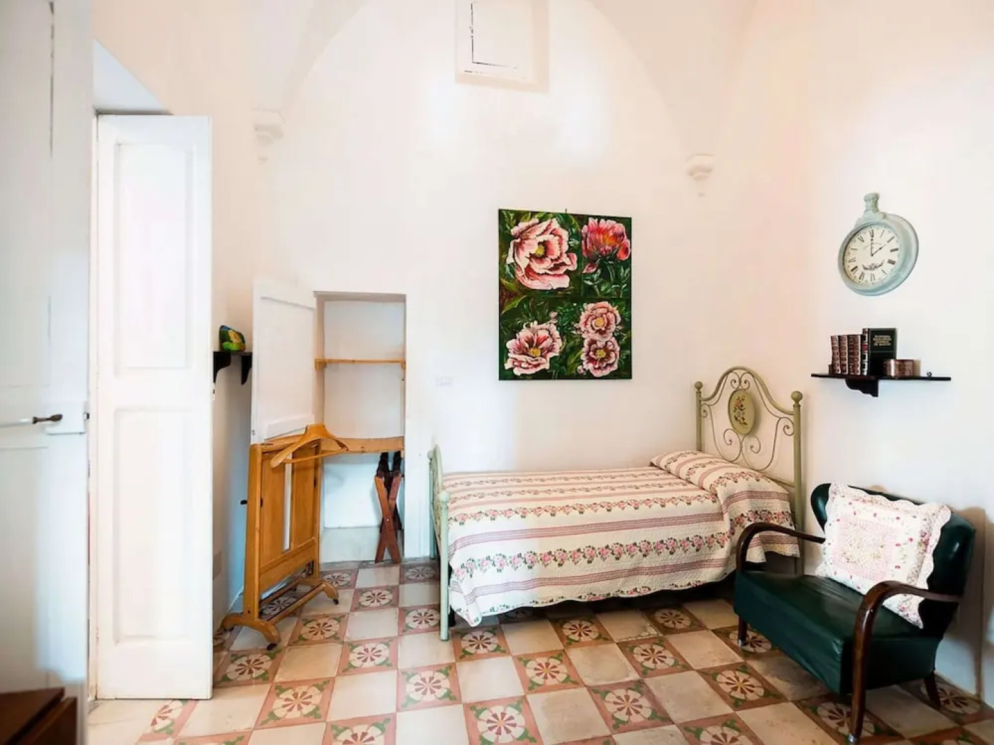 Quaint Holiday Home in Lecce Apulia near Town Center