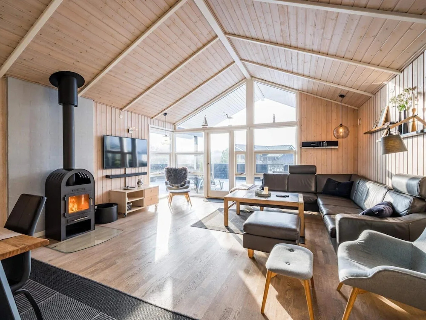 6 Person Holiday Home in Tarm