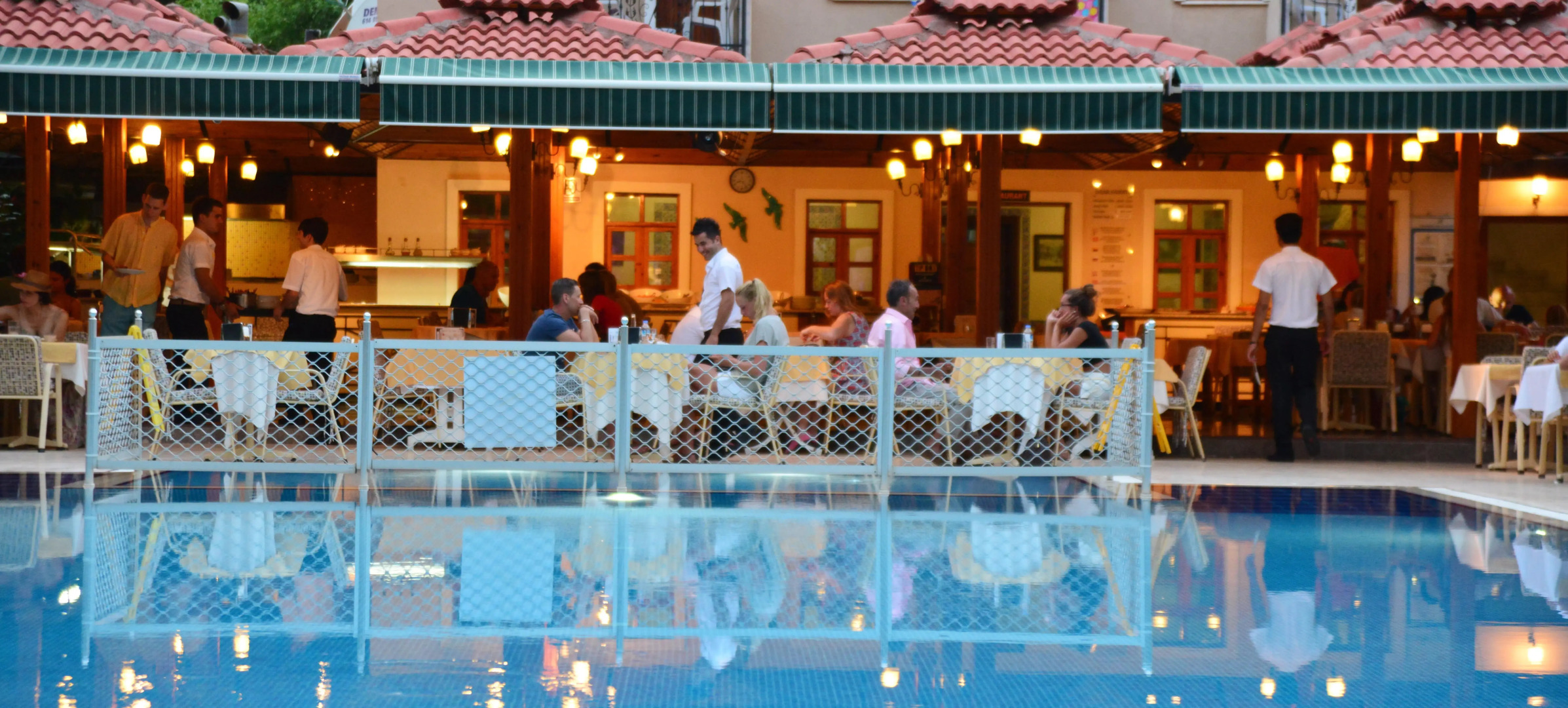 Perdikia Beach Hotel