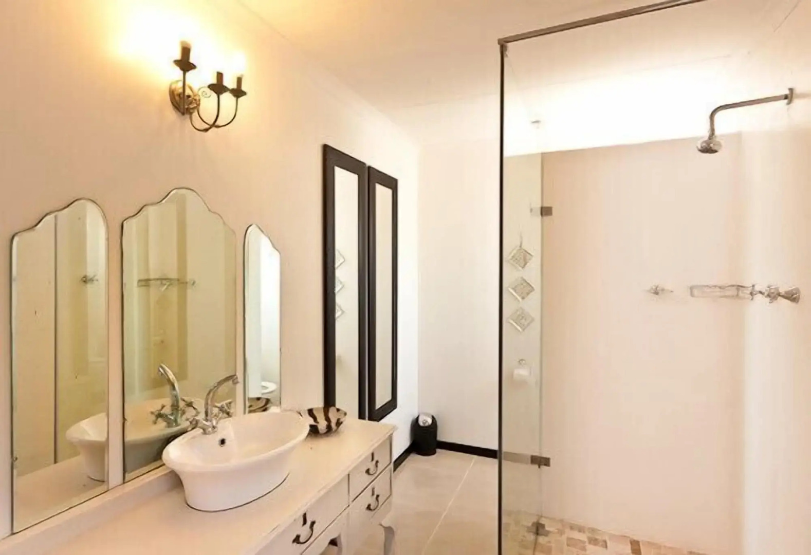 Cunningham Cottage Guest House