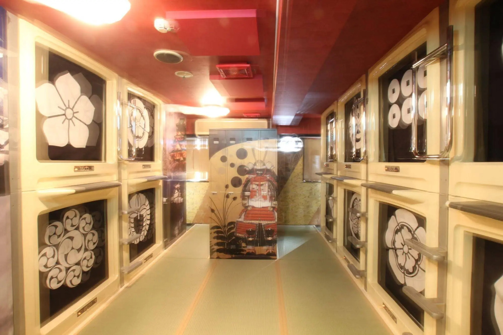 Business Inn Newcity - Caters to Men