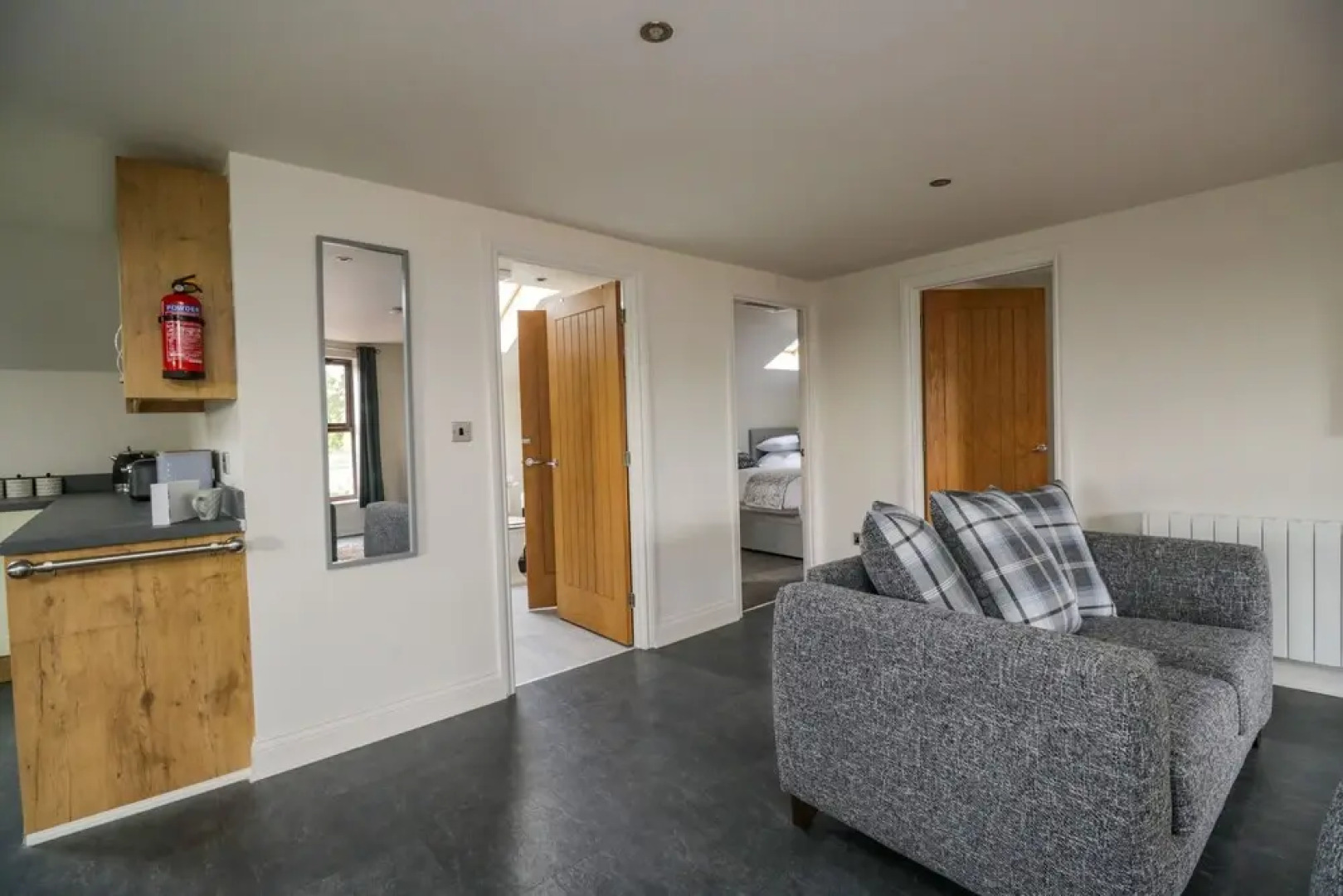 The Annexe, Melbourne House