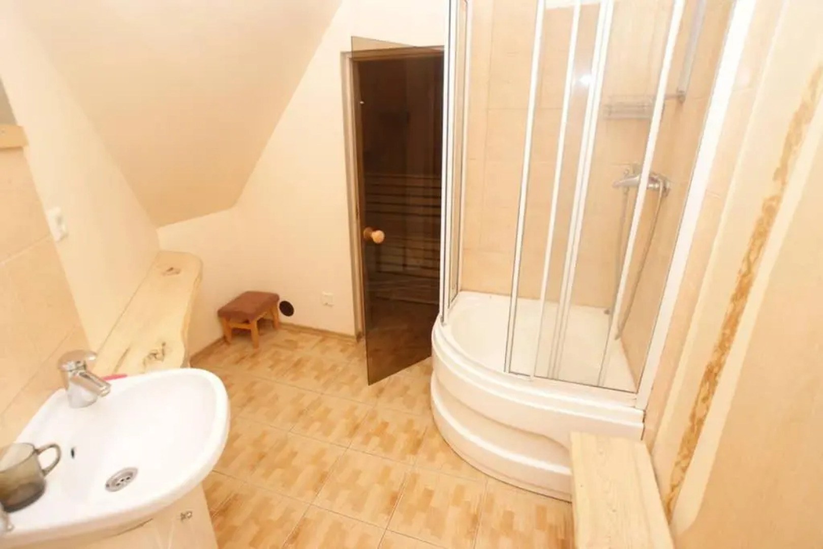 Two story apartment with a sauna Divu stāvu apartaments ar saunu 3 guļamistabas