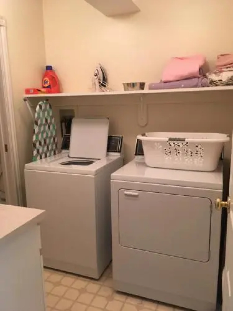 Sunset Peak - 3 Bed / 4 Bath Home