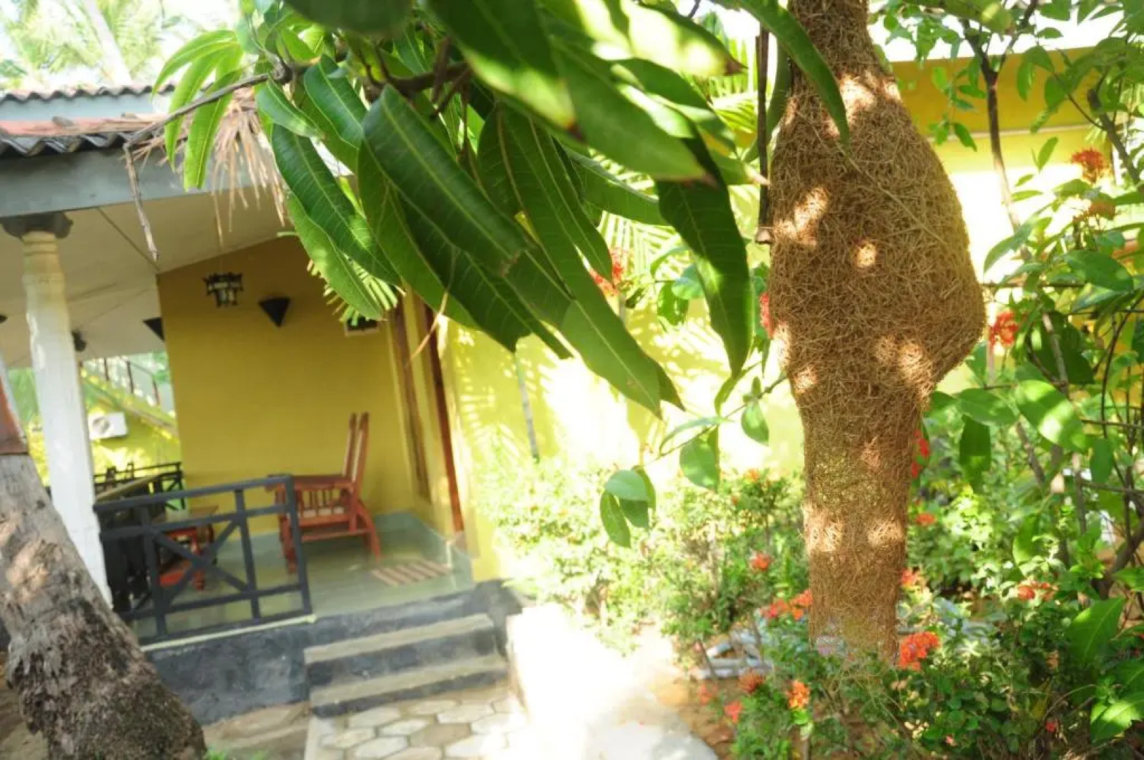 Traveller's Home Hotel