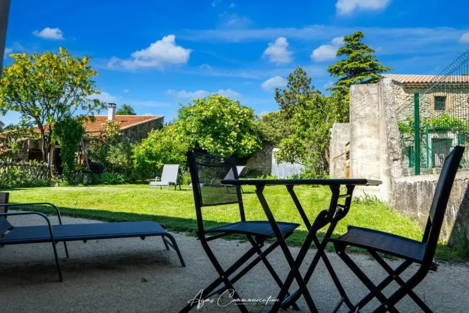 Logis Du Champ De Mars