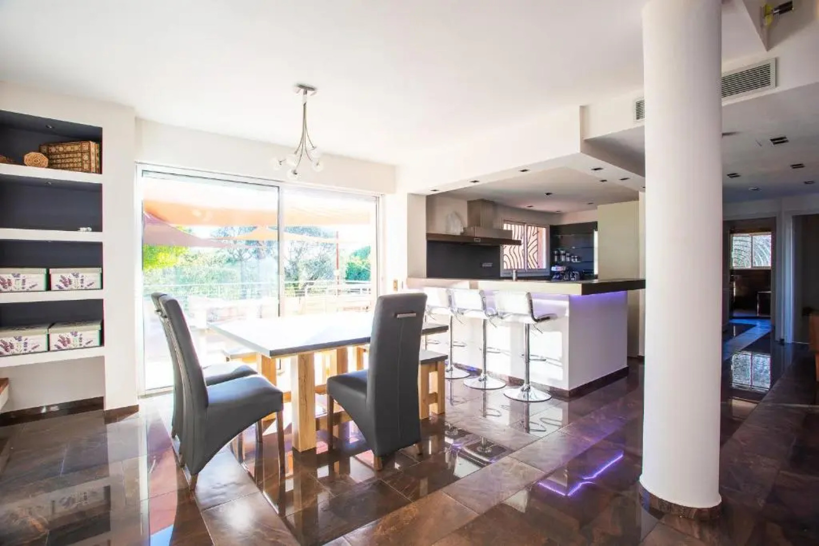 Serene Luxurious Hillside Villa Near Cannes