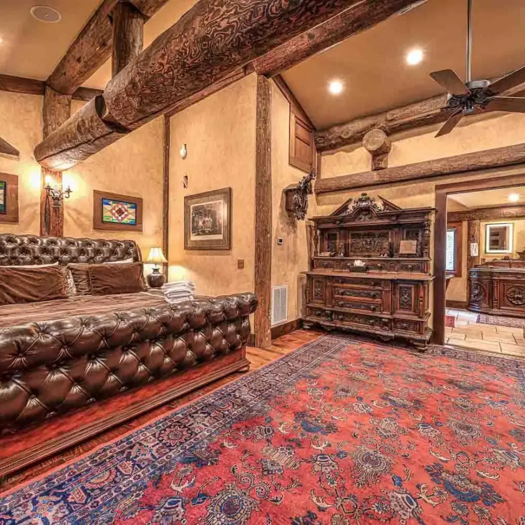 Forge Lake Lodge in Topton