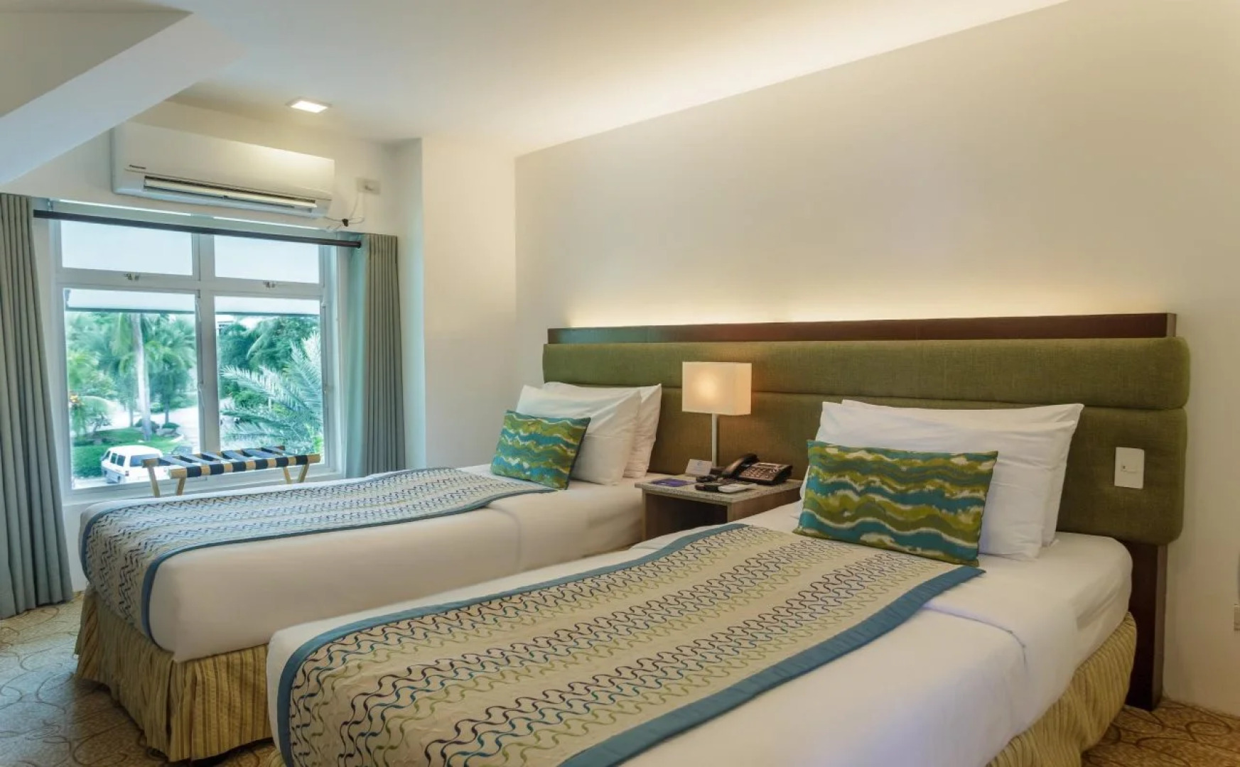 Acuatico Beach Resort