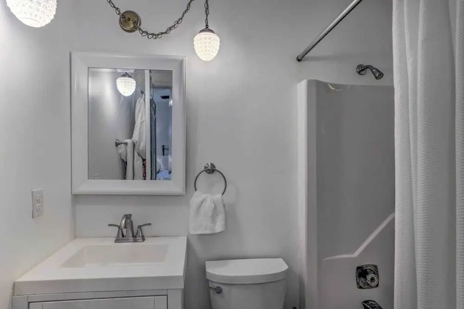 Beautiful Connestee Falls Home w/ Porch in Brevard