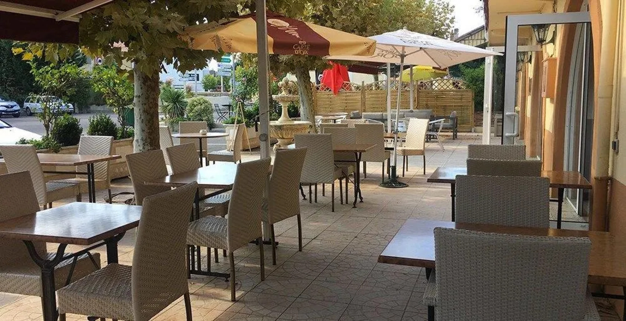 Hôtel Restaurant Le Commerce